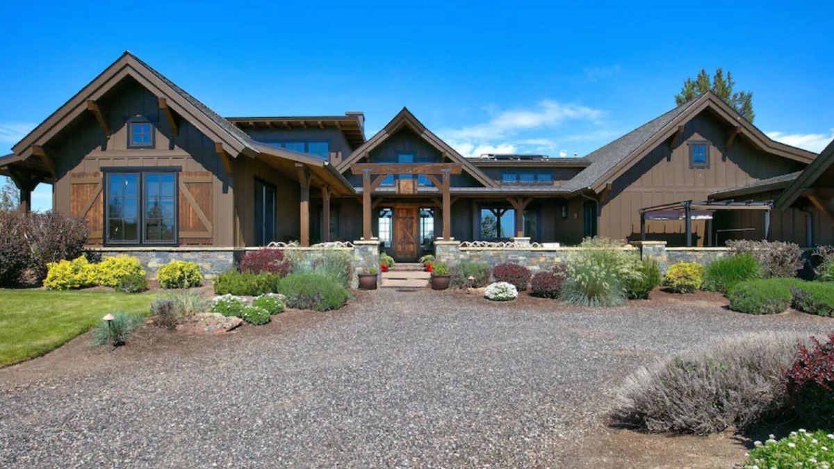 Crooked River Ranch House | Gorgeous Architectural Home on Pitchfork T. Ranch w/Organic Farm and Restaurant