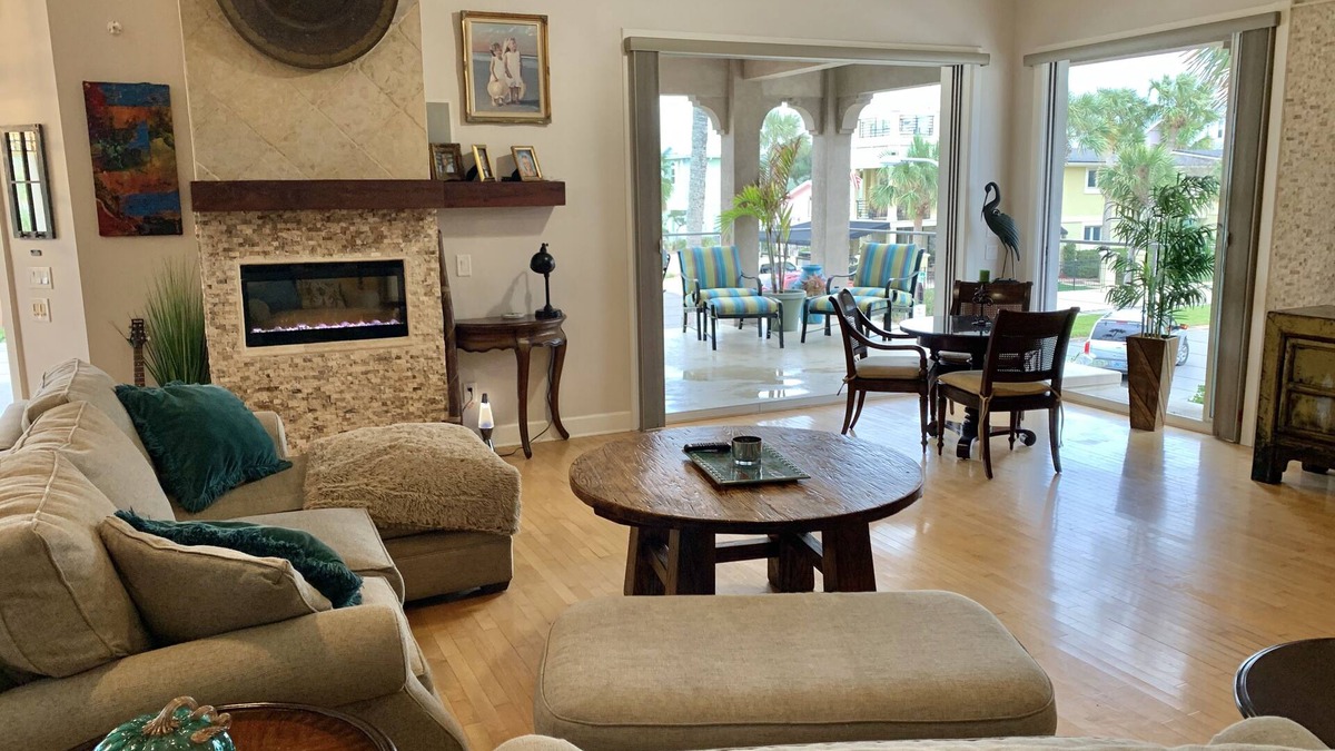 Neptune Beach House | Gorgeous Beachside Home.Best Location! Walk to everything!