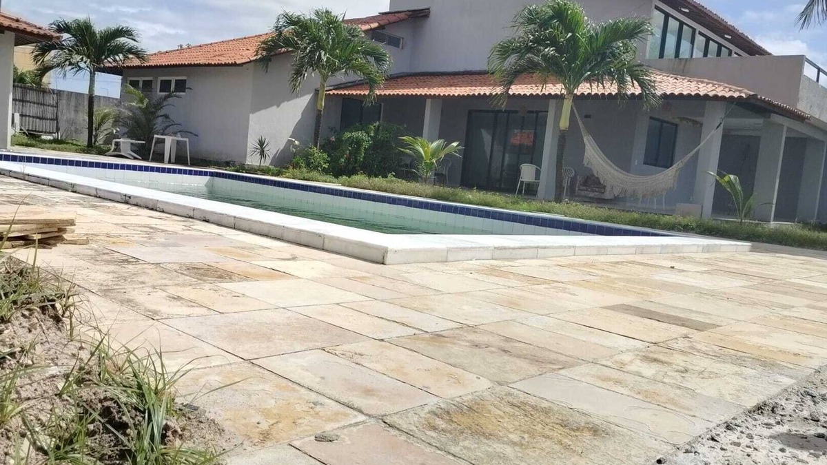 Barra de Santo Antonio House | Gorgeous 6-bedroom house with WiFi in Barra de Santo Antônio