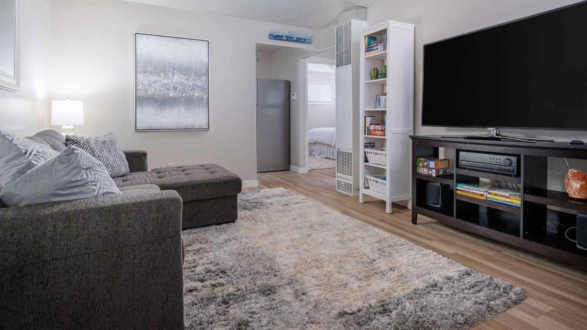 Hillsboro Condo | Gorgeous Bright New Renovation, Single Level, 3 Block Walk to MAX, 20 Miles to Downtown Portland