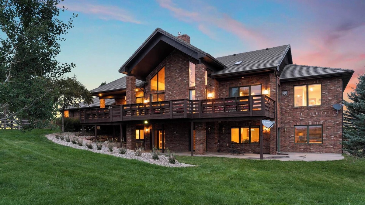 Colorado Springs House | Gorgeous Estate Home on 186 Acre Ranch only minutes from Colorado Springs or AFA