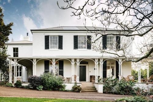 East Launceston House | Gorgeous Georgian Beulah House TAS