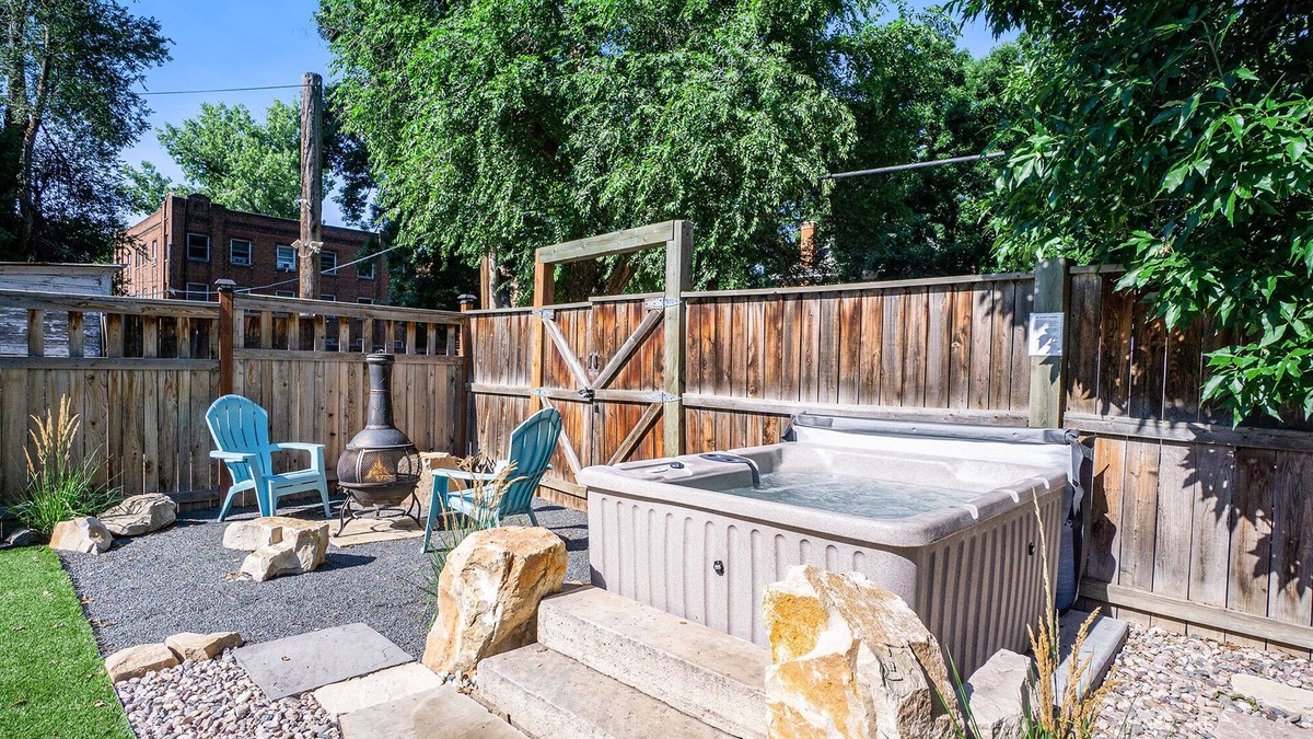 University Park Apartment | Gorgeous Guest Suite! Walk to Old Town & Csu!