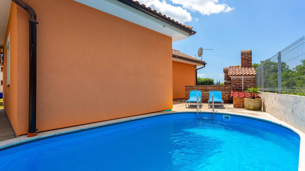 Sveti Vid-Miholjice House | Gorgeous home in Sveti Vid-Miholjice