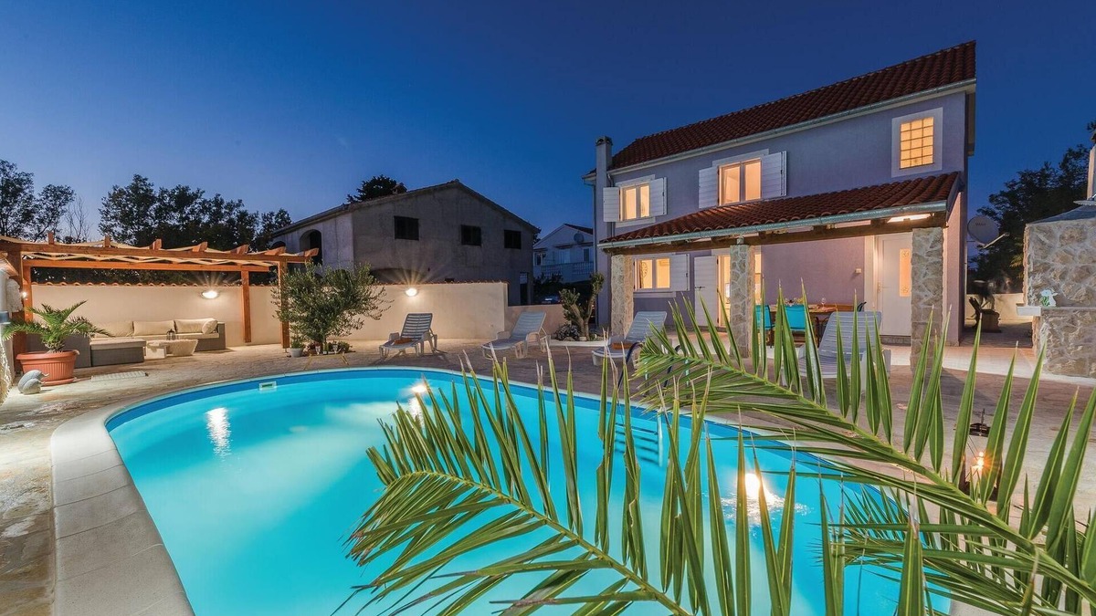 Privlaka House | Gorgeous home in Privlaka-Sabunike