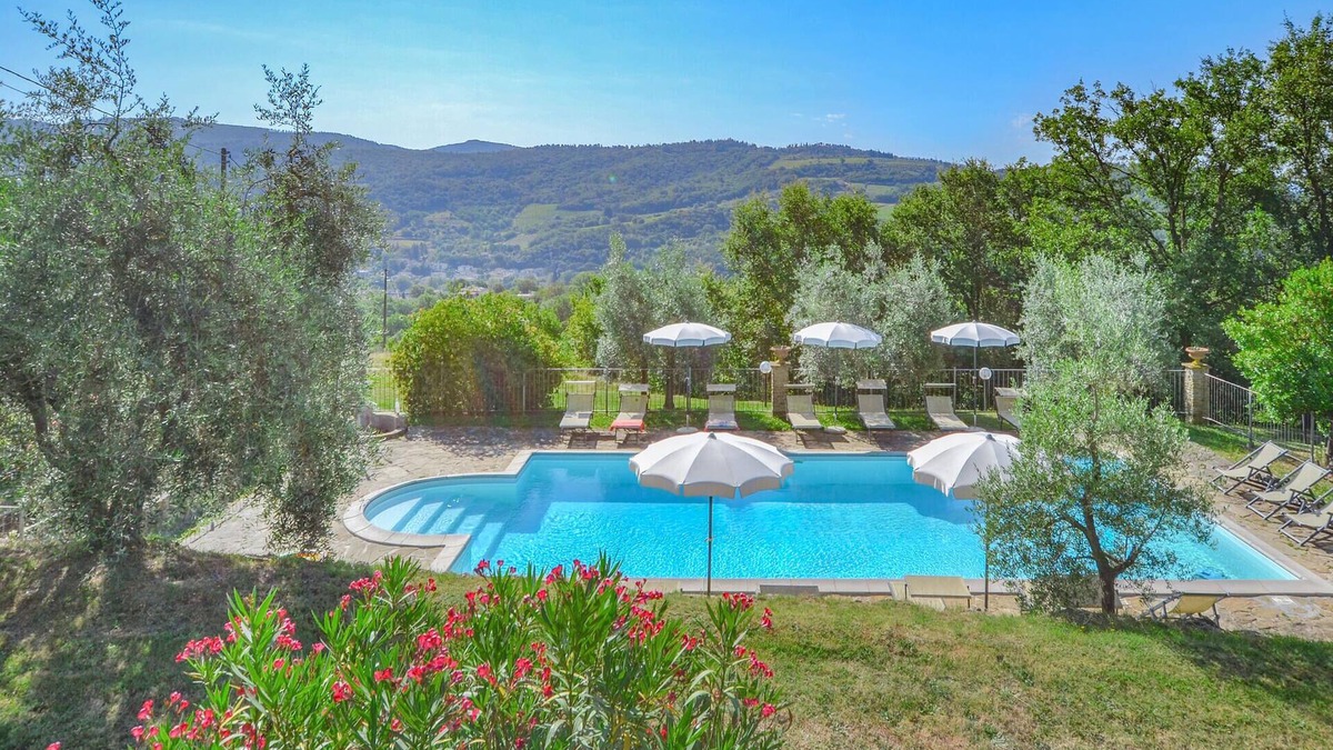 Capolona House | Gorgeous home in Capolona