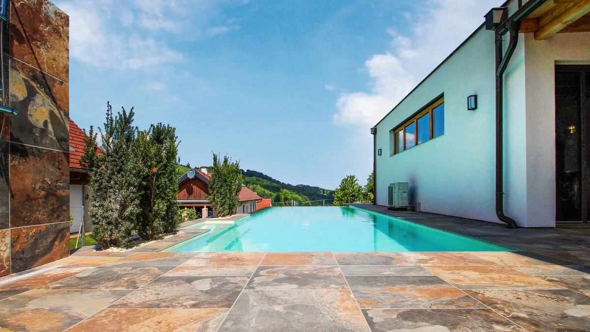 Ratsch House | Gorgeous home in Ehrenhausen