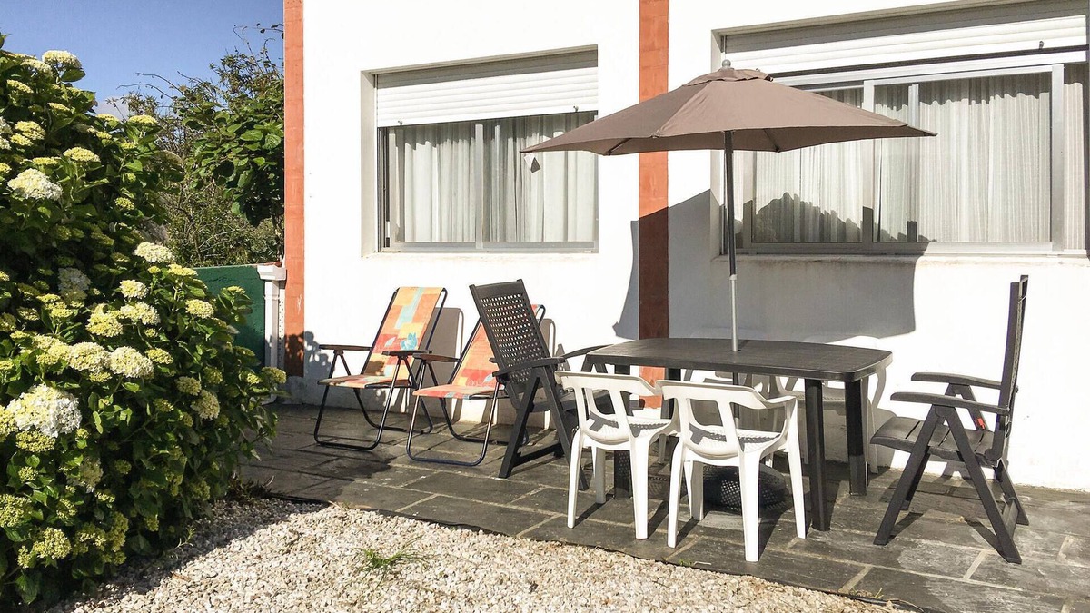 Ortigueira House | Gorgeous home in Ladrido, Ortigueira