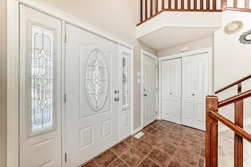 Northwest Edmonton House | Gorgeous home in Newcastle close to many amenities