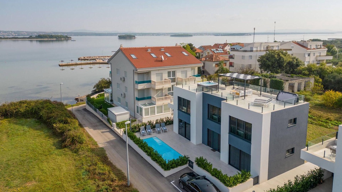 Kraj House | Gorgeous home in Pasman