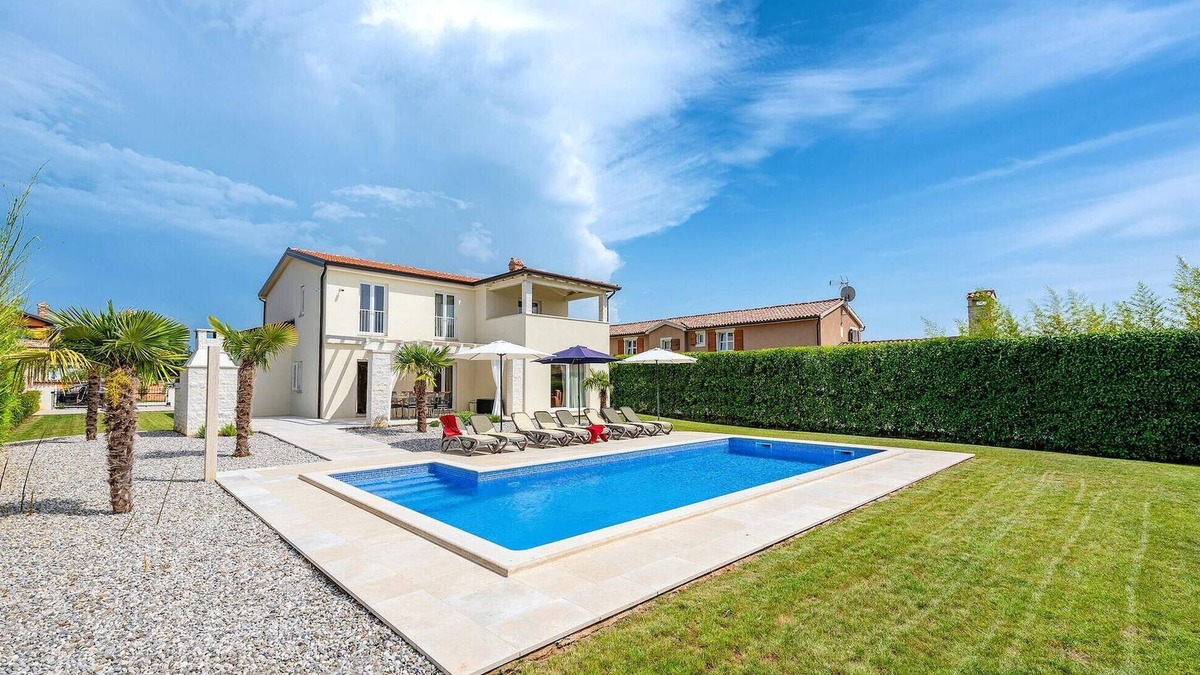 Labinci House | Gorgeous home in Porec