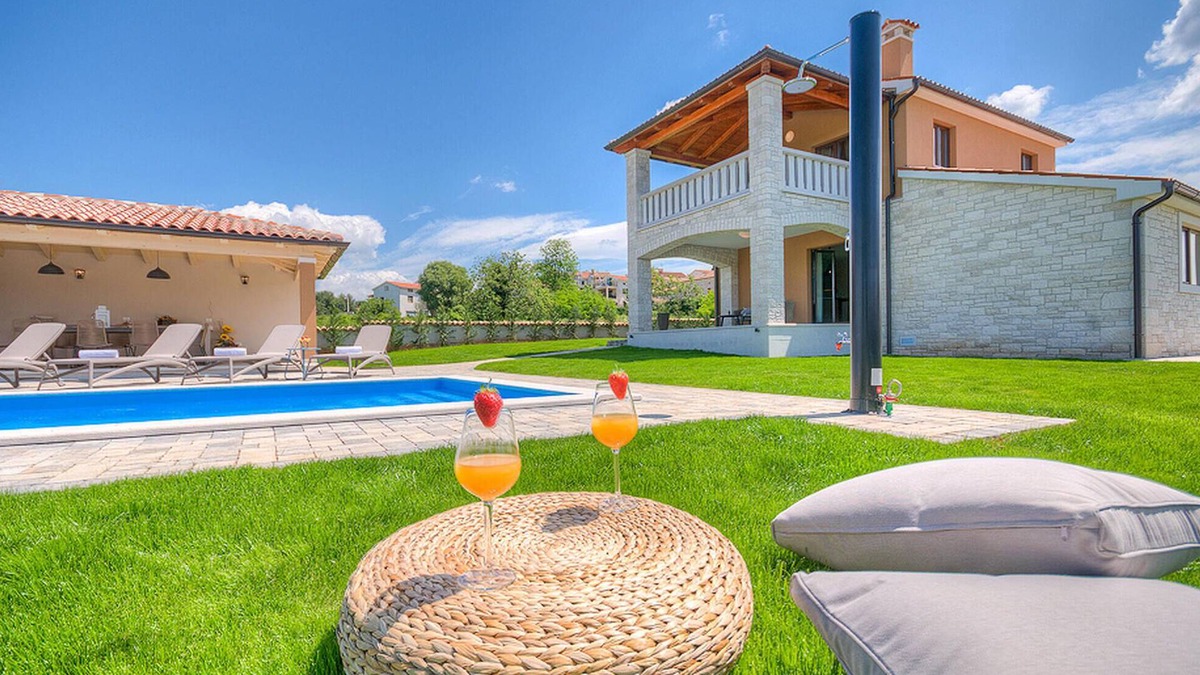 Dracevac House | Gorgeous home in Porec