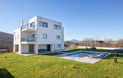 Trilj House | Gorgeous Home In Trilj With Sauna