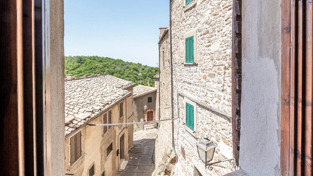 Monticello Amiata House | Gorgeous home in Monticello Amiata