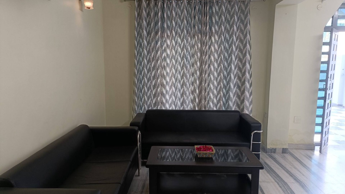 Panch Batti Hotel | Gorgeous hotel with free and unlimited WiFi and parking space in vibrant Jaipur