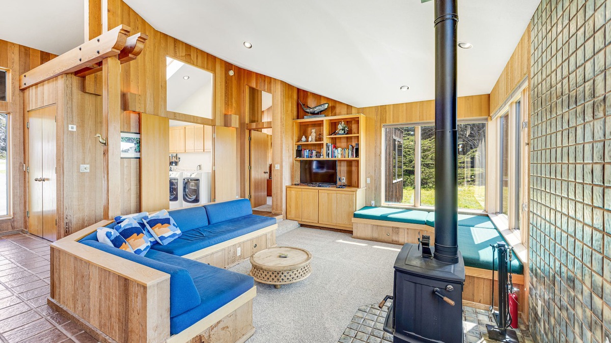 Sea Ranch House | Gorgeous House with Ocean Views & Shared Pools plus Nearby Beach & Bluff Trail