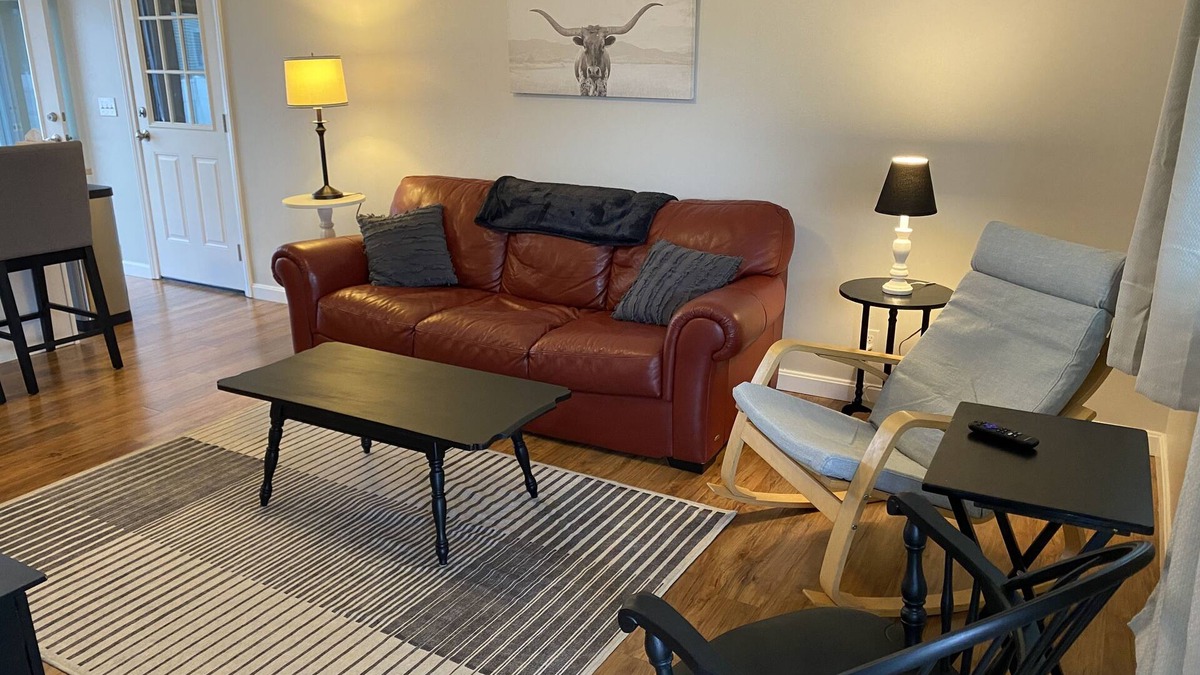 New North End House | Gorgeous house with privacy fence