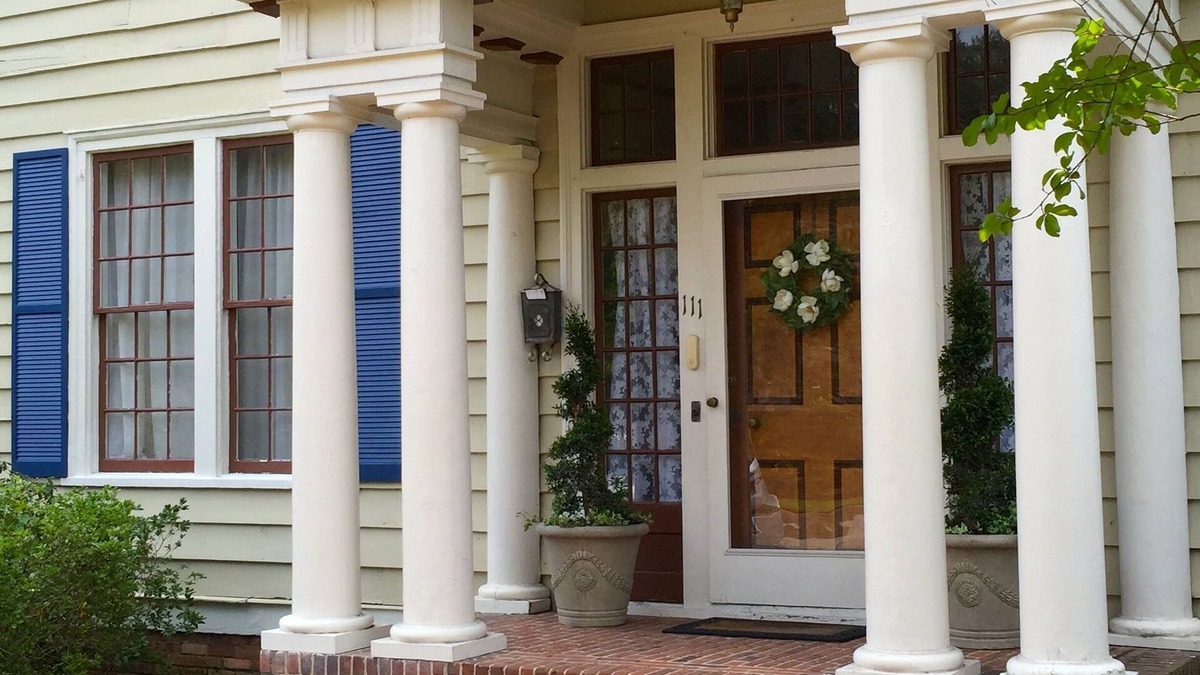 Wilmington House | Gorgeous, HUGE 5 bedroms, 3.5 bath, 4000 Sq ft Sunlit Beauty, Downtown