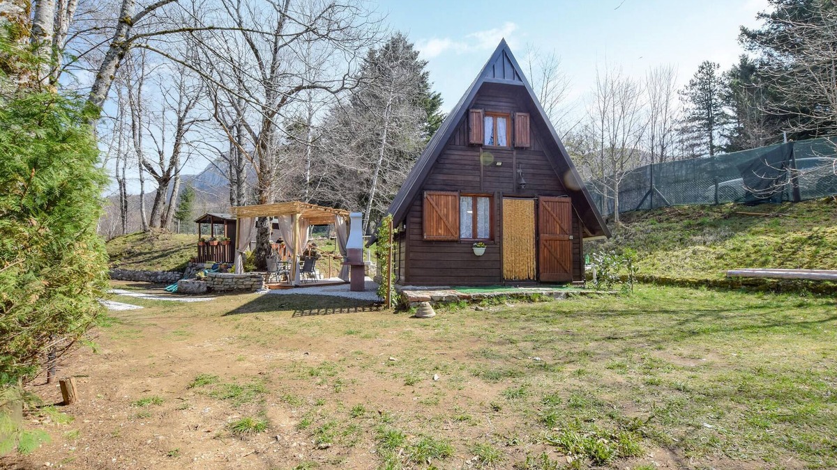 San Romano in Garfagnana House | Gorgeous home in San Romano in Garfagna