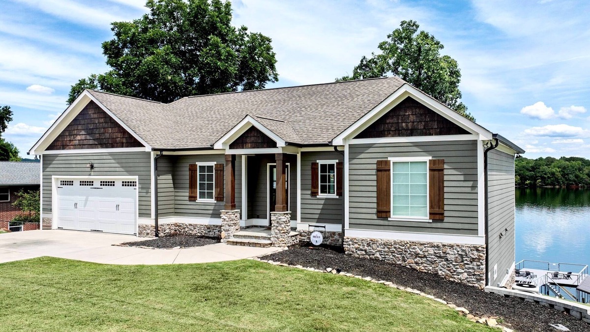 Spring City House | Gorgeous Lake Home, Private Boat Dock | Sleeps 10