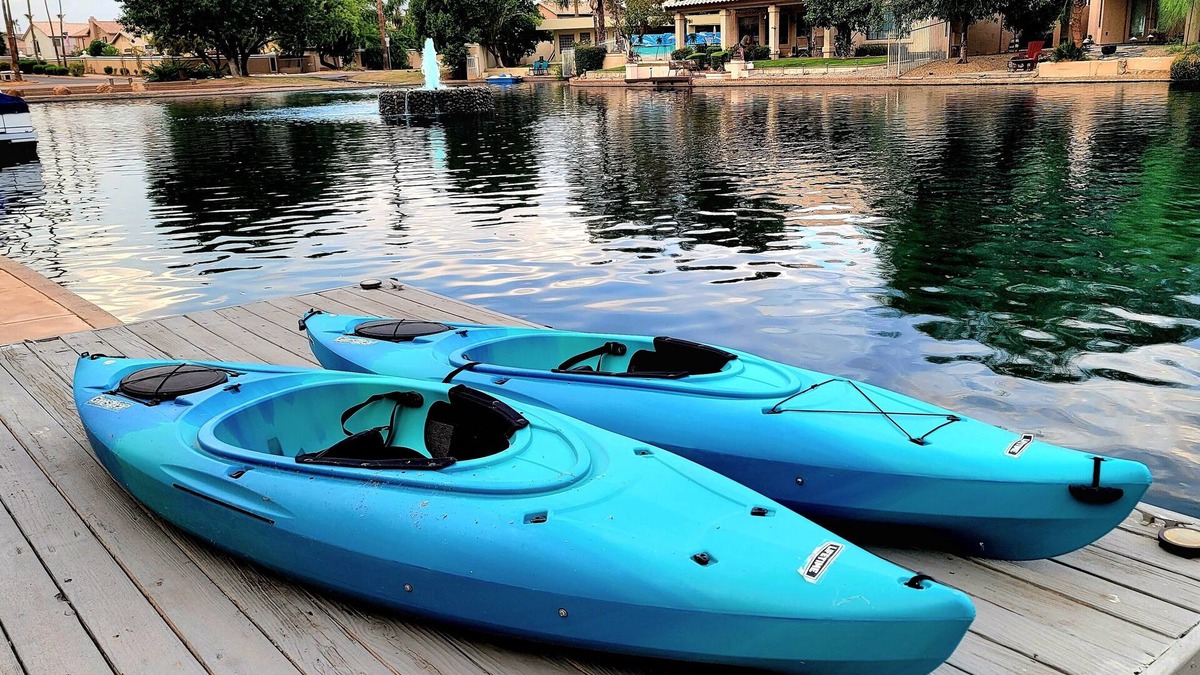 Wind Drift House | GORGEOUS lakeside home Serenity. EXCELLENT location! 3 miles to downtown Gilbert