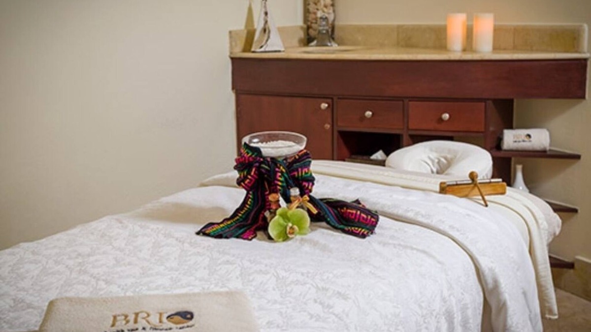 Centro Resort | Gorgeous luxury resort suite w/Jacuzzi tub and private plunge pool.