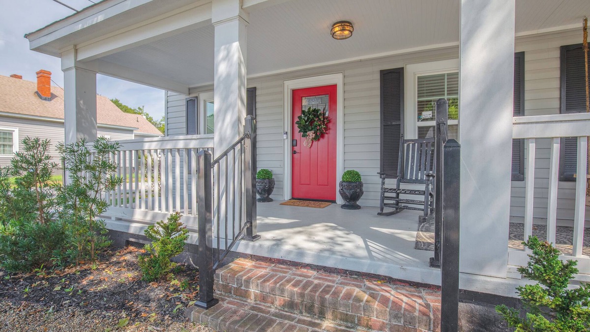 Dunean House | Gorgeous mill house minutes to historic downtown Greenville & Swamp Rabbit Tr
