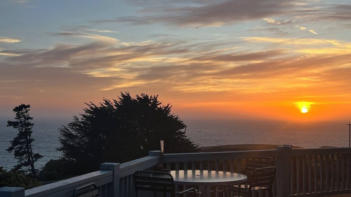 Gualala House | Gorgeous Ocean Views - Wild Iris Beach House