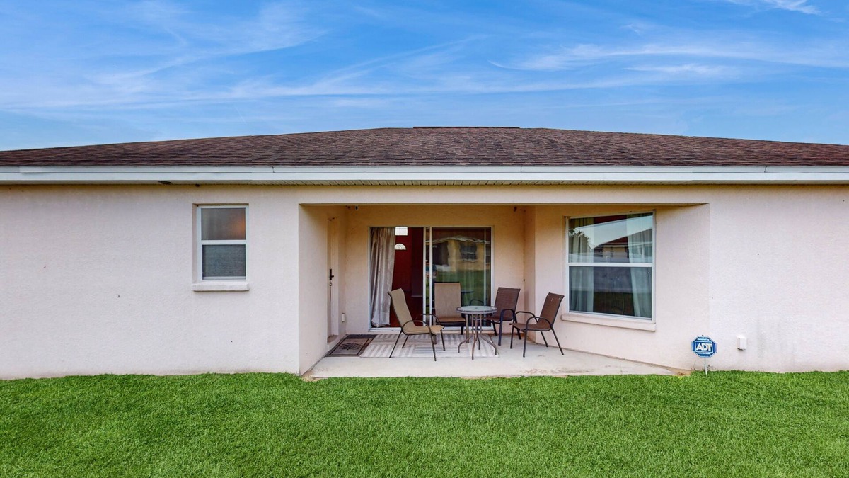 Lakeland House | Gorgeous private home with large yard, between Tampa and Orlando