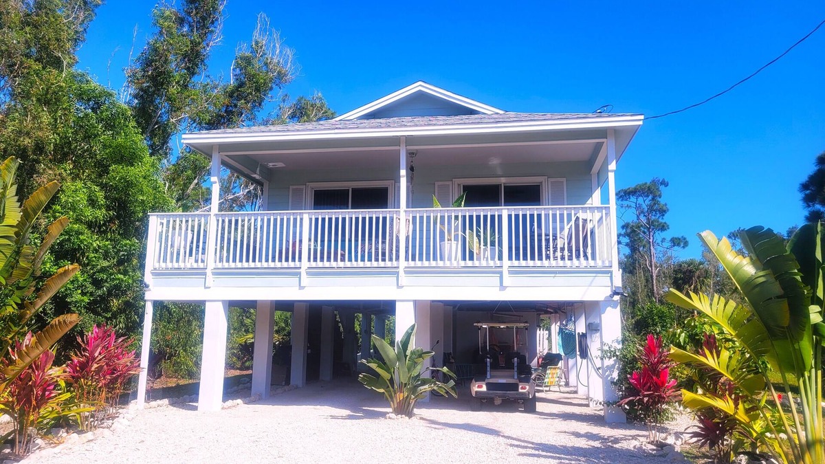 Pineland House | GORGEOUS RENTAL! Paradise In Old Time Florida at "The Dew Drop Ian"