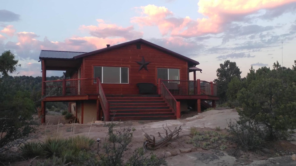 Duchesne Cabin | Gorgeous, Secluded Cabin on 40+ acres by Starvation Reservoir!