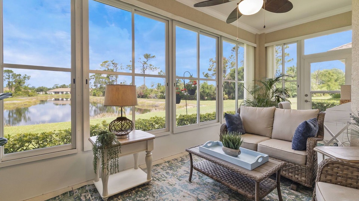 Lakeside Plantation House | Gorgeous Single Family Home w Nature View