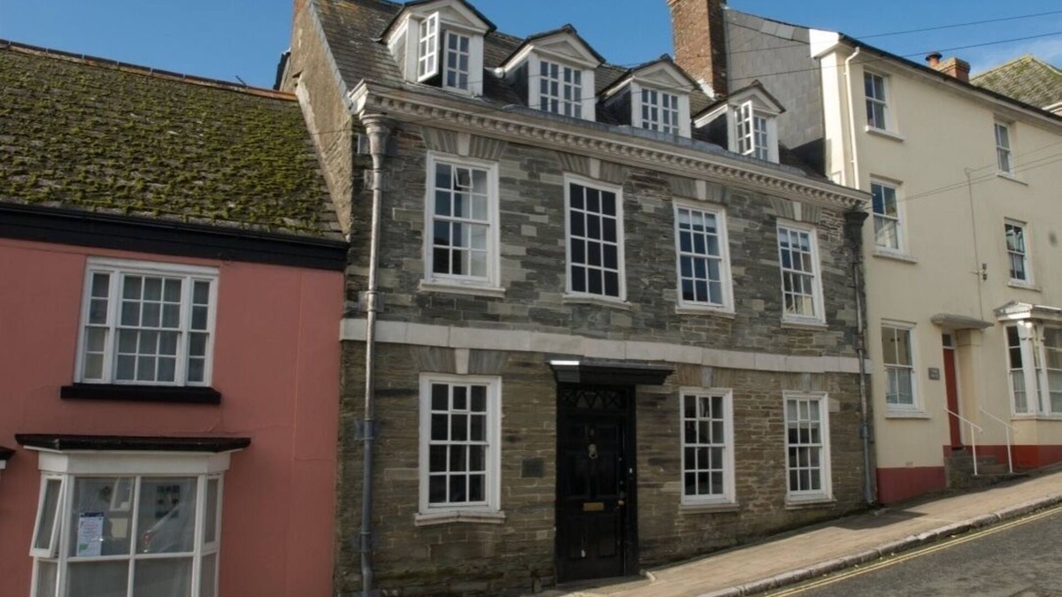 Modbury House | Gorgeous, Spacious, Private - A village townhouse in the heart of the South Hams