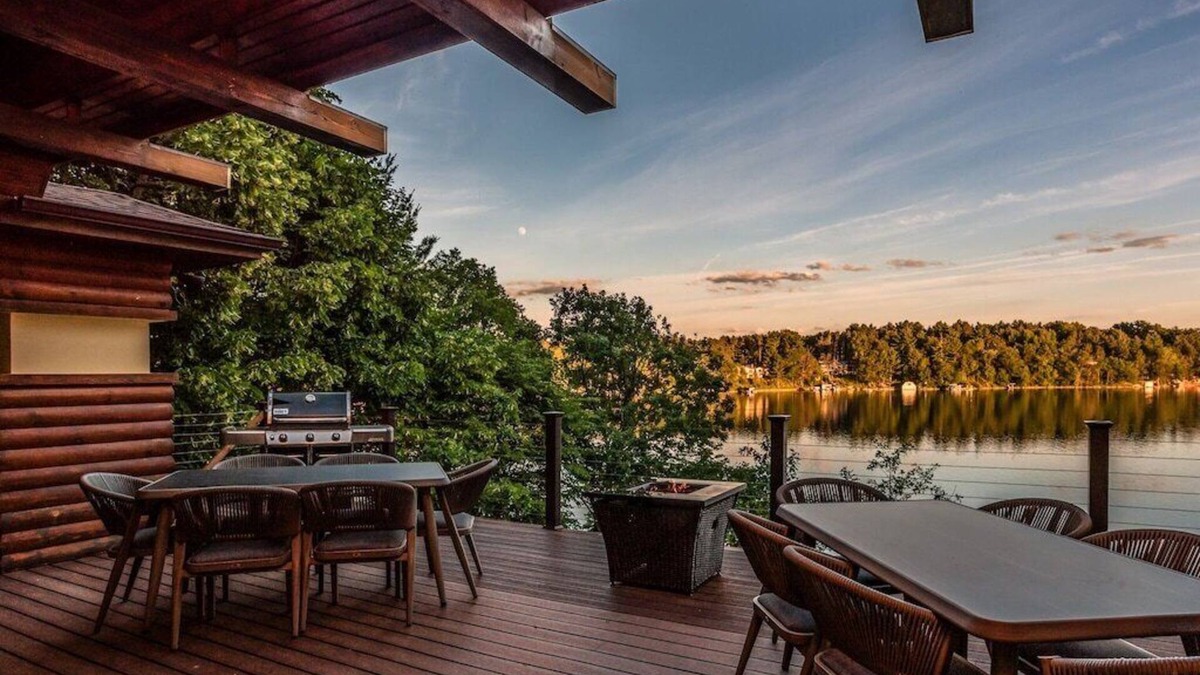 Pine River Cabin | Gorgeous view of Long Lake, Lakefrontcabin hottub fireplace kayaks paddleboards