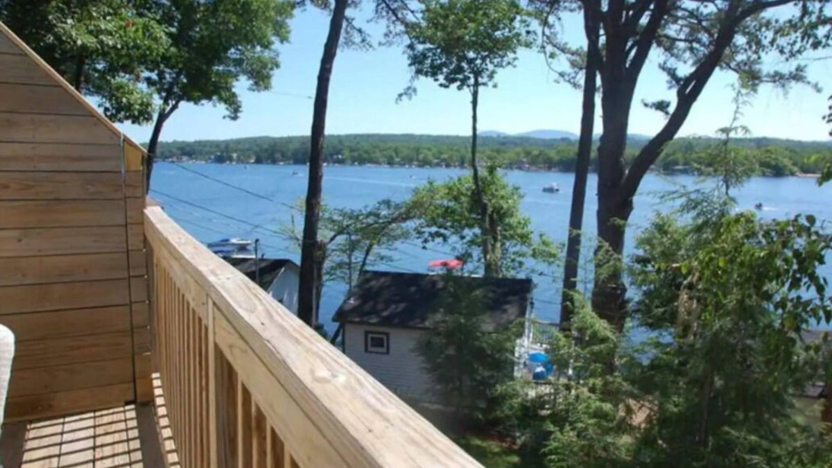 Winnisquam Condo | Gorgeous Waterfront Condo with Lake Access & Views