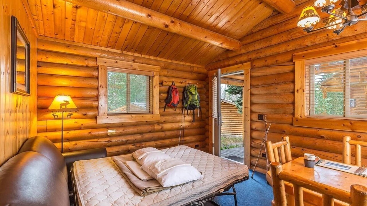 Moran Hotel | Gorgeous Wyoming! Two Comfortable Units, Close to Attractions, Pet-Friendly!