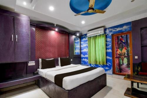 Bhubaneshwar Hotel | Goroomgo Blue Royal-Lift-Swimming Pool-Resturent-Facilities-Best Selling & Best Choice Bhubaneswar