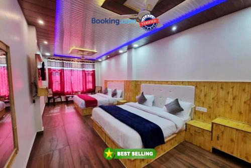 Dalhousie Hotel | Goroomgo Grand Kailash View Home Stay Himachal pradesh