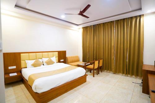 Mohangarh Hotel | Goroomgo Hotel Shanta Inn Lucknow- Couple Friendly - Excellent Customer Service
