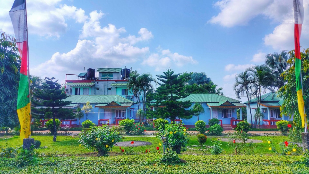 Neora Hotel | GORUMARA NATURE'S COTTAGE