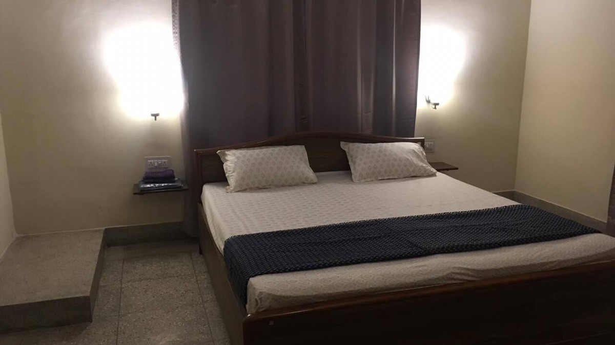 Sindhi Camp House | Govind Prakash Niwas