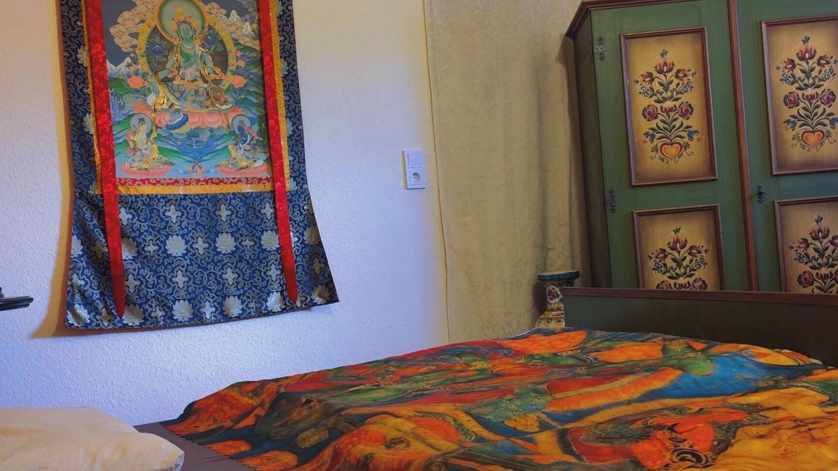 Kaufbeuren Hotel | Grüne Tara Zimmer im Tantrischen Kloster