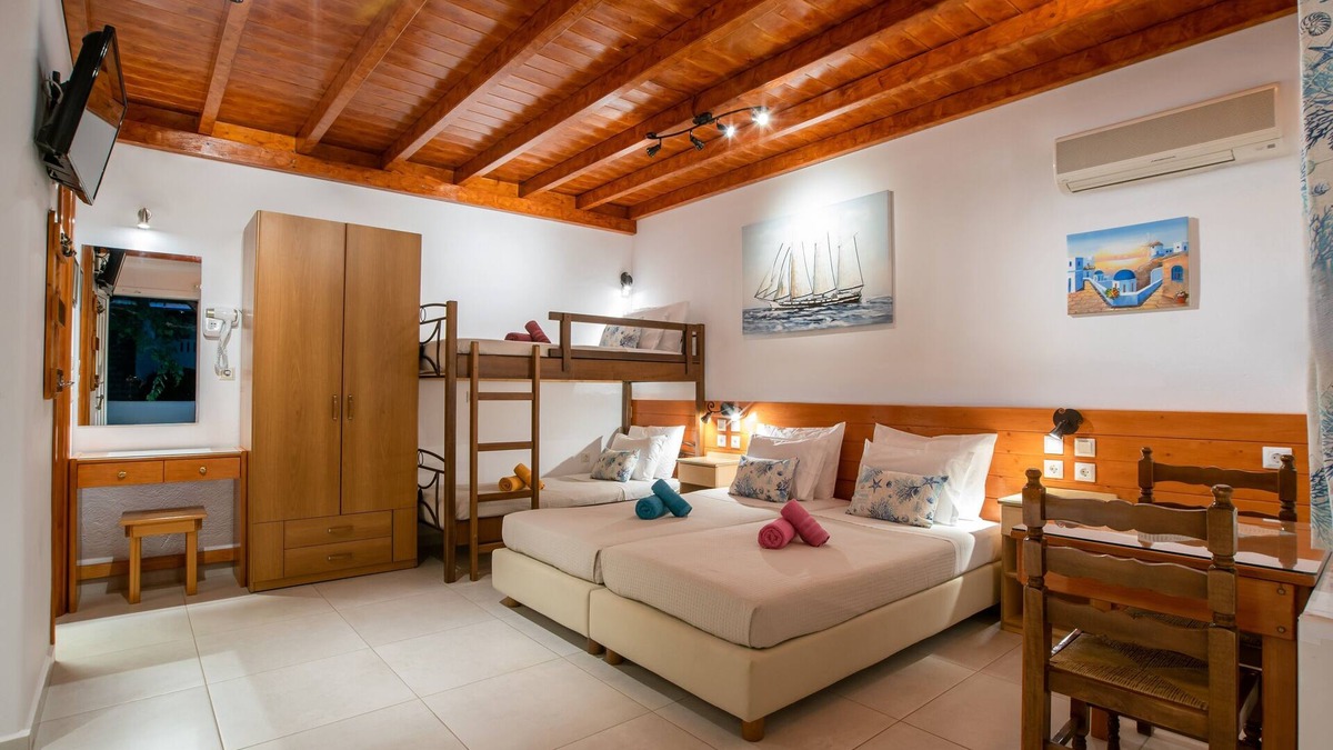 Paros Apartment | One Bedroom Apartment without Kitchen (3-4 Adults), First Floor, nLivadia Beach.