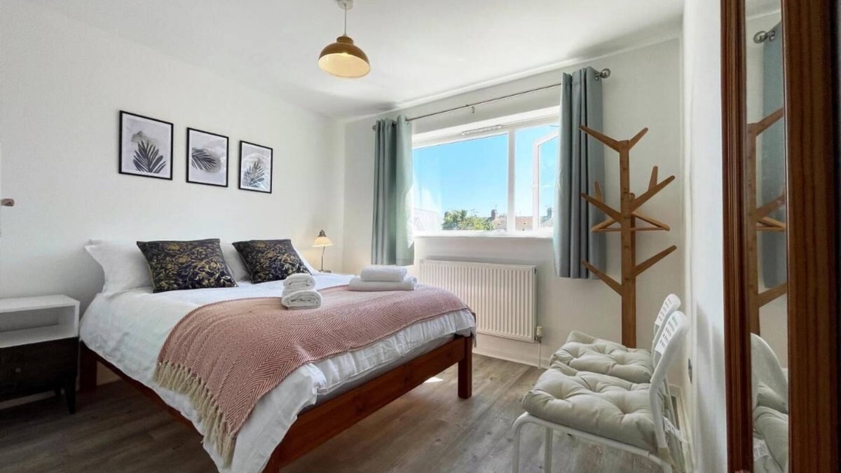 Ely House | Grace's Place in Ely