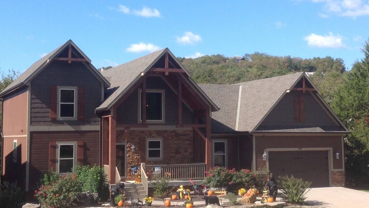 Hollister House | Gracious Moose Lodge: Your 6-Bedroom Family Retreat Awaits in 2025!