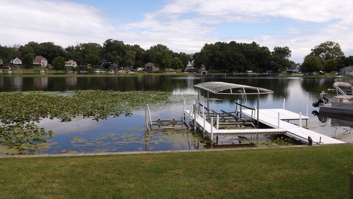North Webster Cottage | Gram's Cottage on Lake Webster in North Webster, Indiana is the perfect getaway.