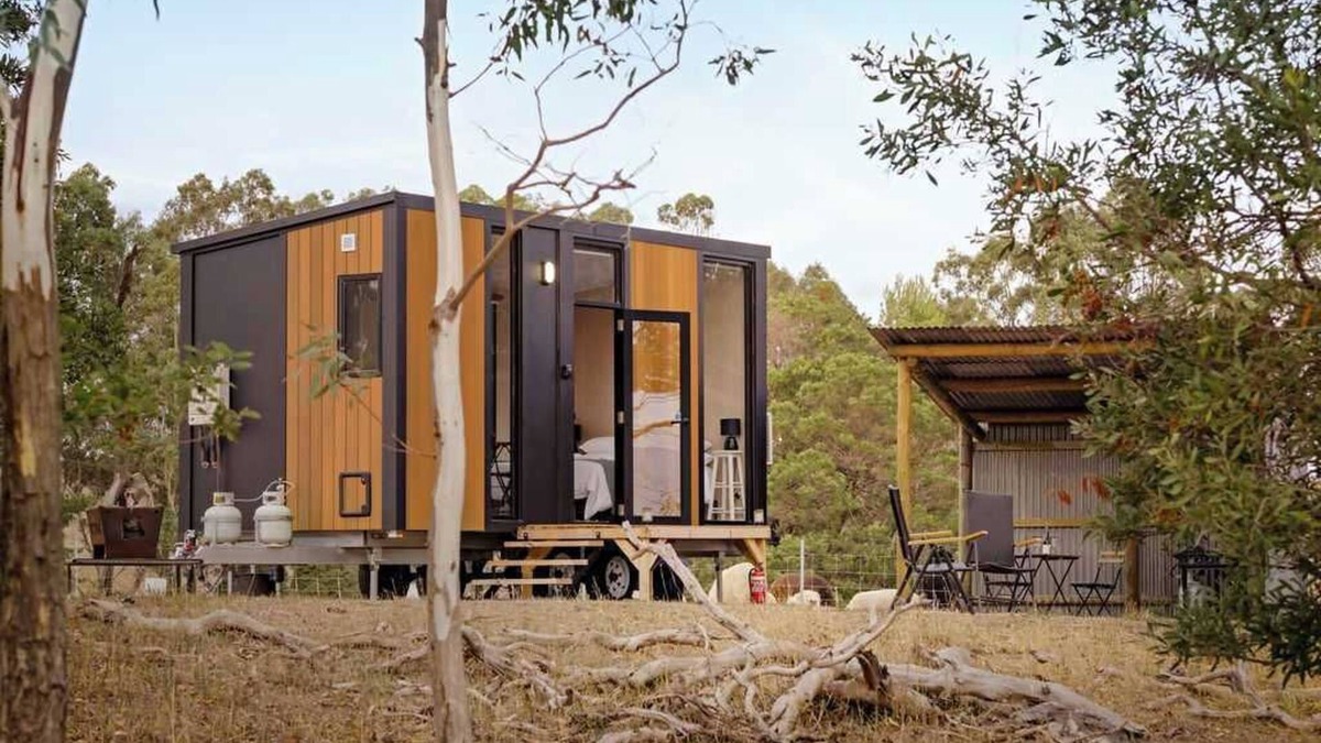 Moyston House | Grampians Views Moyston by Tiny Away