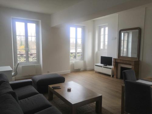 Mantes-la-Jolie Apartment | Grand 2P vue seine