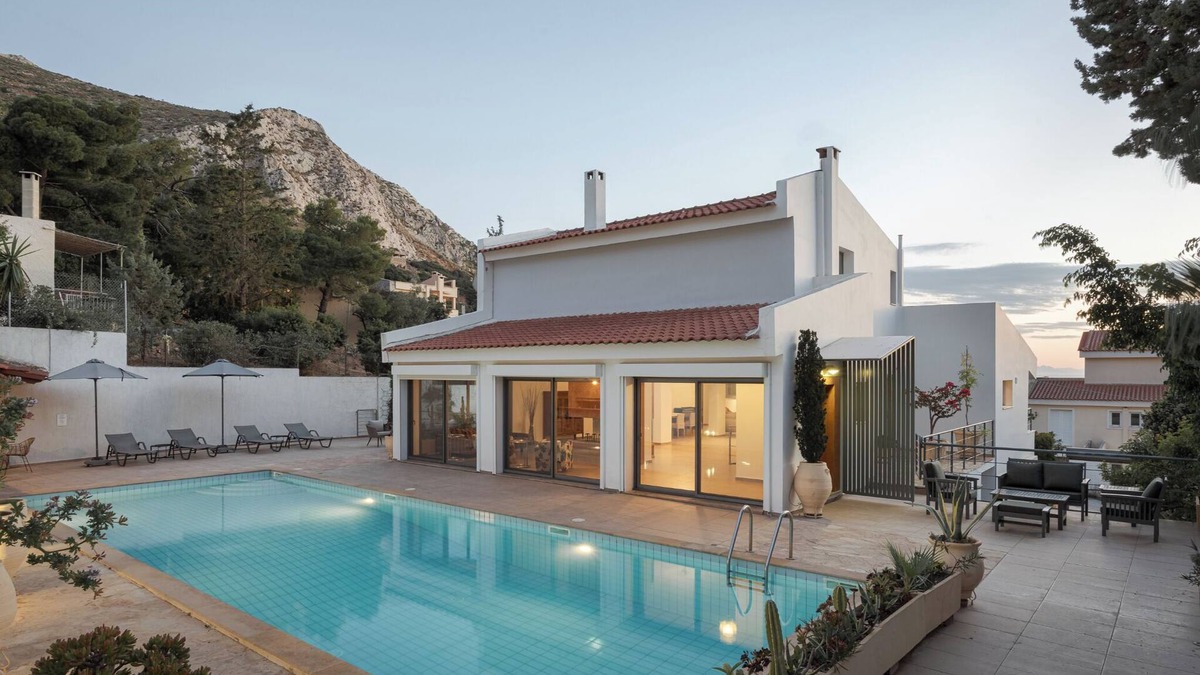 Palaia Fokaia Villa | Grand Apollon Villa