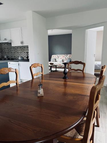 Celles-sur-Plaine Apartment | Grand appartement à la campagne